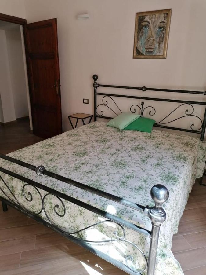 Valeria San Vincenzo Apartment Bagian luar foto